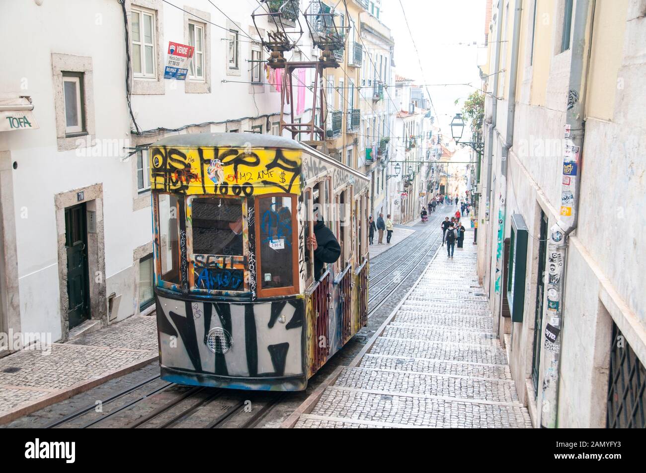 Elevador da Bica, the Bica street funicular lift, Bairro Alto, Lisbon,  Portugal Stock Photo - Alamy