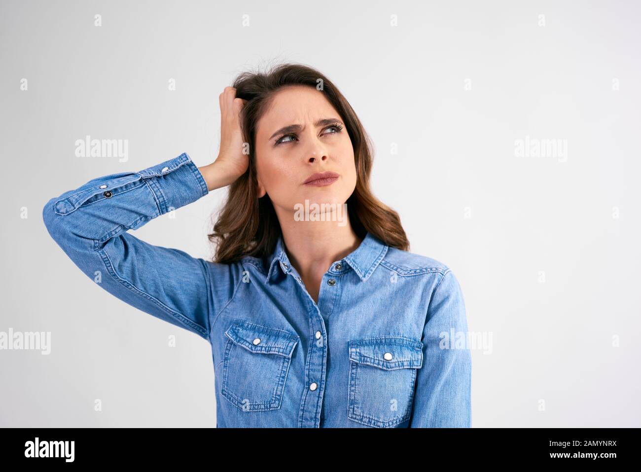 Confused woman hi-res stock photography and images - Alamy