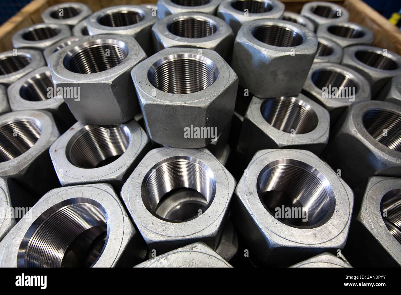 Nuts and bolts hires stock photography and images Alamy