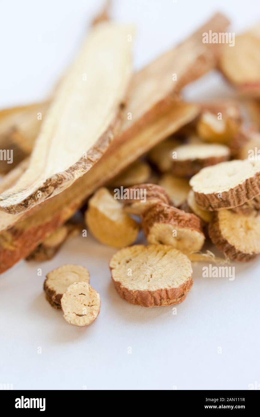 GAN CAO GLYCYRRHIZA GLABRA LIQUORICE ROOT CHINESE HERBAL MEDICINE