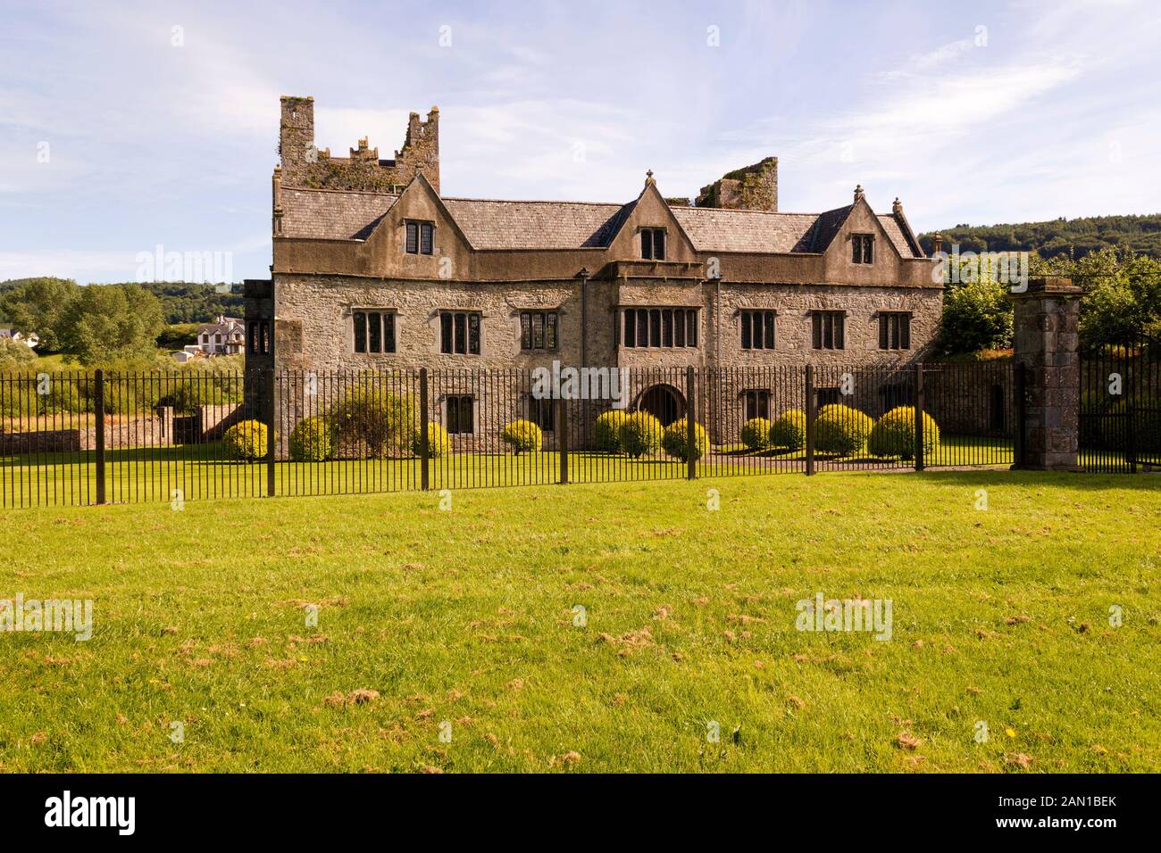 Carrick on suir hires stock photography and images Alamy