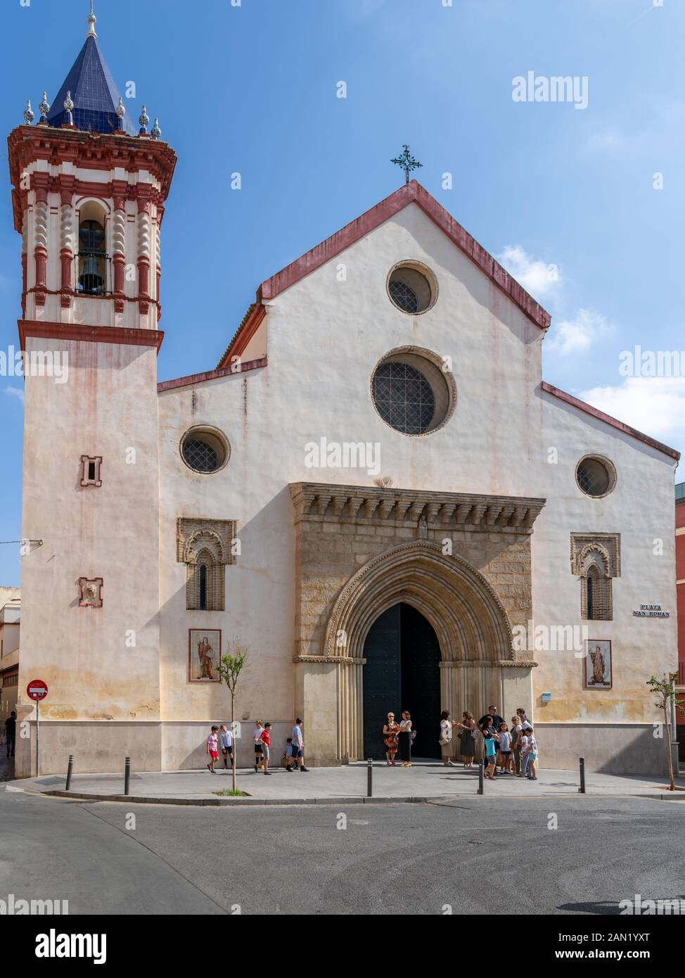The whitewashed Iglesia de San Román in Plaza San Román with its
