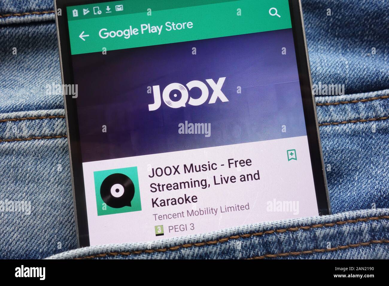 Mobile Karaoke High Resolution Stock Photography And Images Alamy