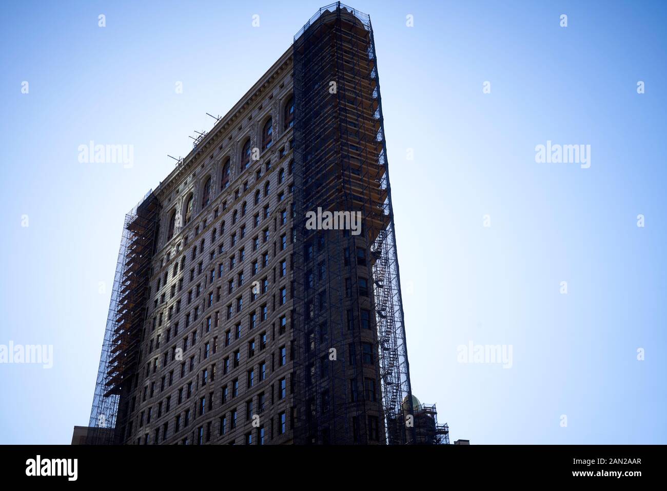 Facade Scaffolding High Resolution Stock Photography and Images - Alamy