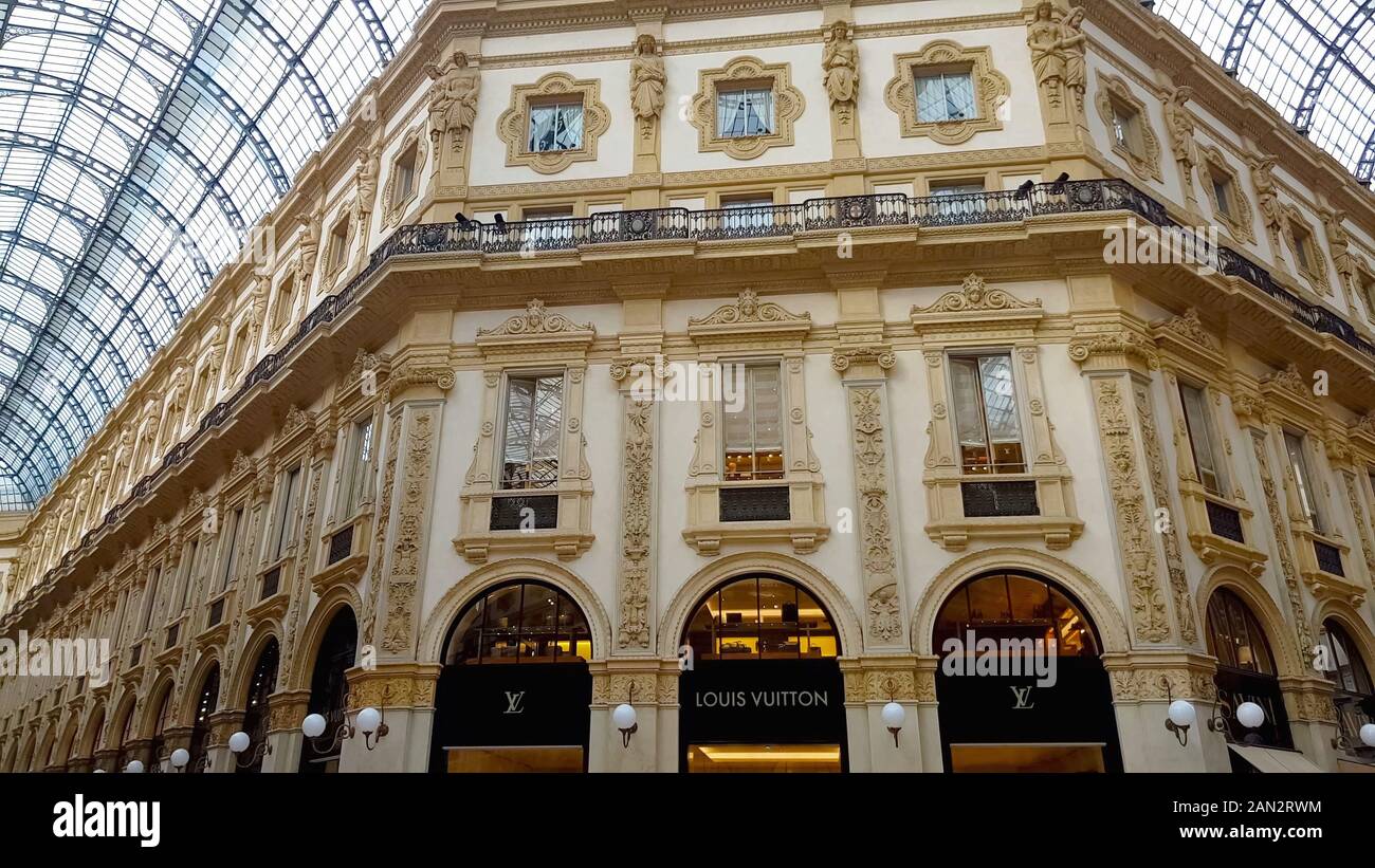 Louis Vuitton store in Galleria Vittorio Emanuele in Milan, Italy Stock  Photo - Alamy