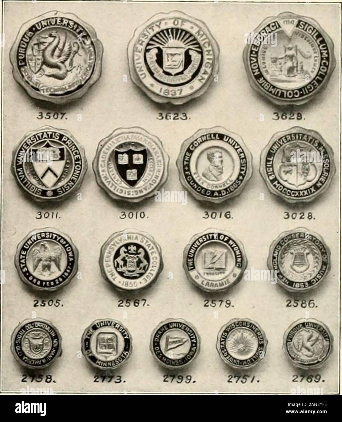 Spoons with different sizes hires stock photography and images Alamy