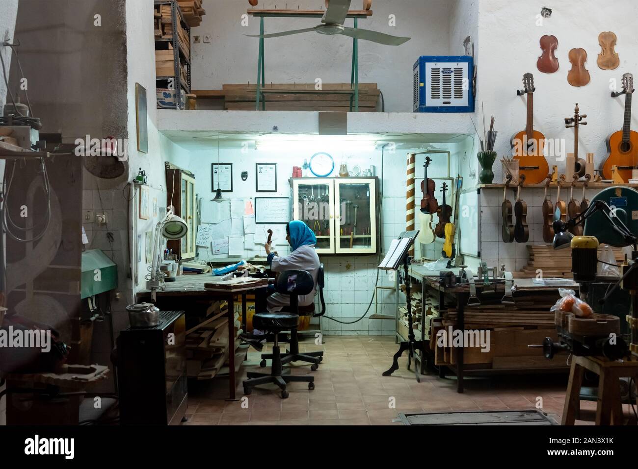 Worker musical instrument hi-res stock photography and images - Alamy