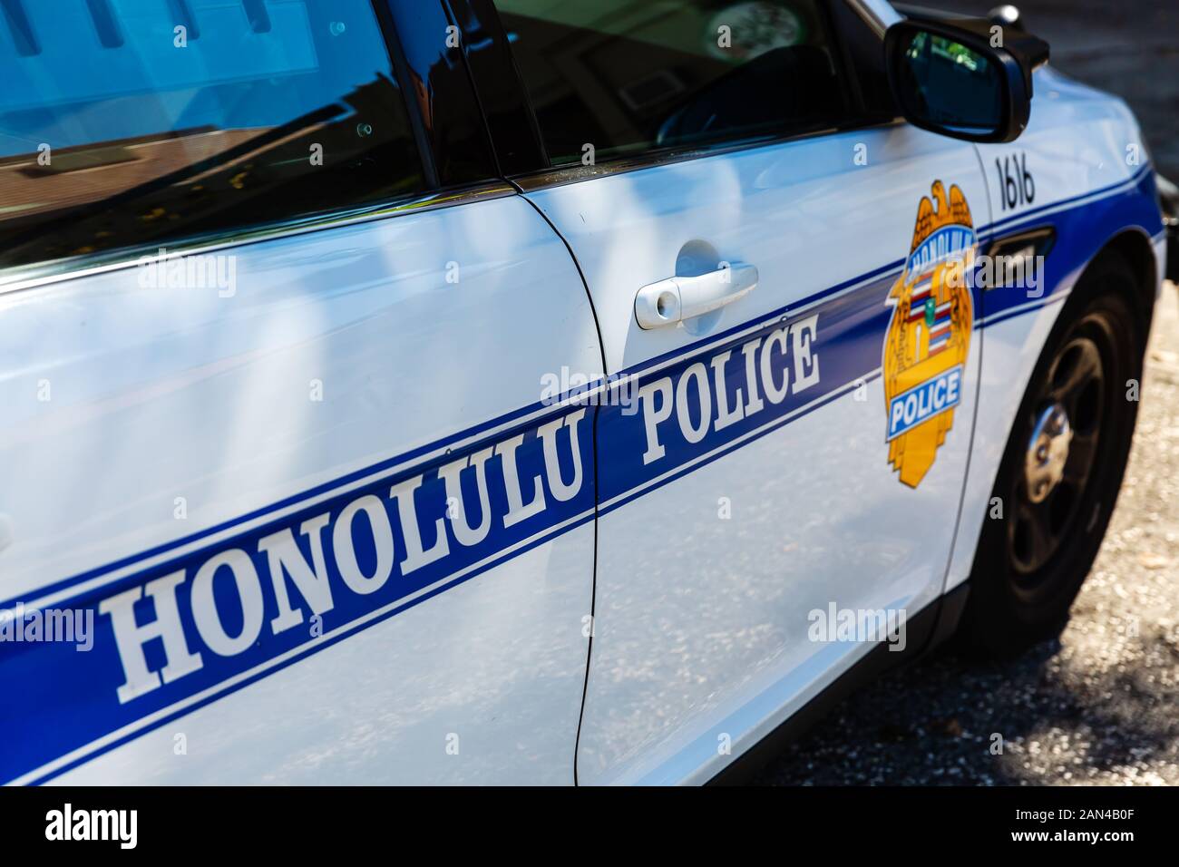 Honolulu, Oahu, Hawaii - November 04, 2019: Police car of the Honolulu Police Department. The HPD has more than 2500 employees and serves the entire i Stock Photo