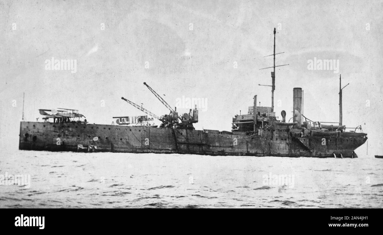 HMS Ark Royal (1914) was the first ship designed and built as a seaplane carrier, circa 1918 Stock Photo