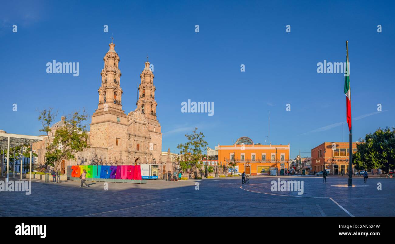 Aguascalientes, Aguascalientes, Mexico - November 23, 2019: Catedral Basilica De Nuestra Señora De La Asunción, in the Plaza de la Patria, in Aguascal Stock Photo