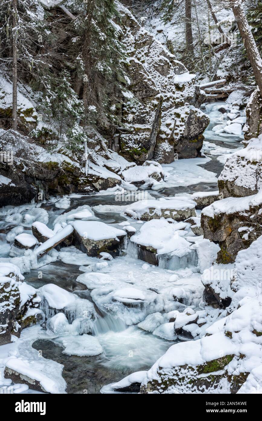 Lostine River in late autumn, Wallowa Mountains, Oregon Stock Photo Alamy