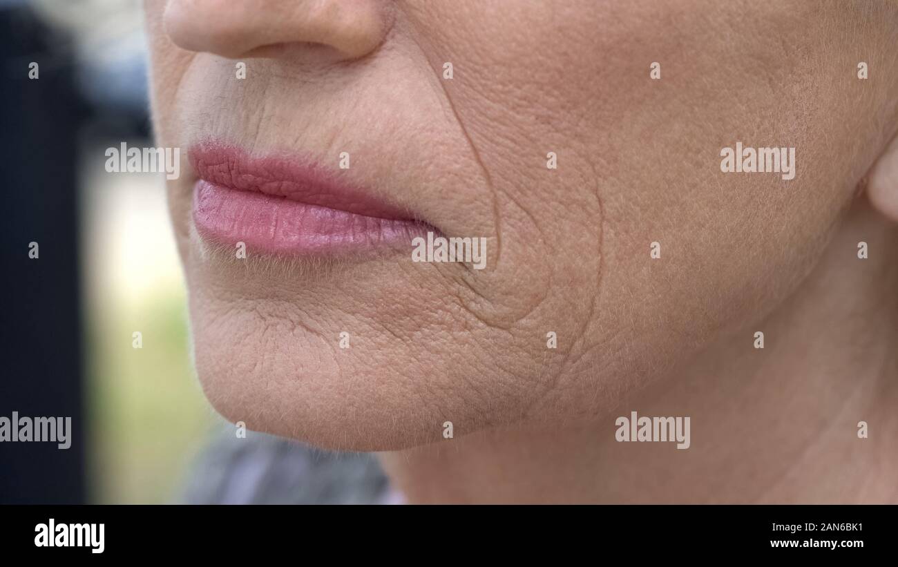 Anti wrinkled hi-res stock photography and images - Alamy