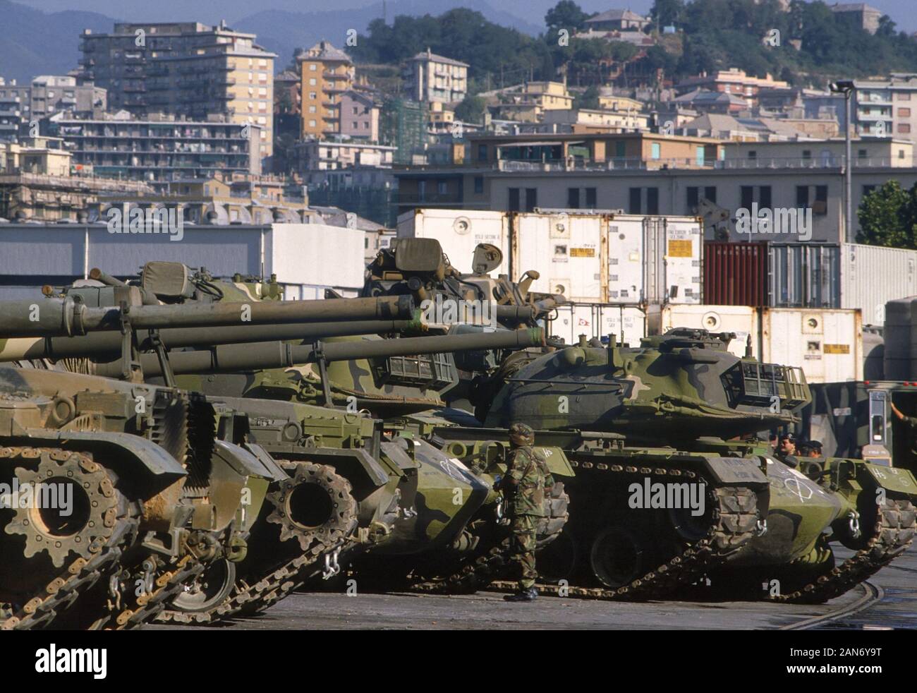 Genoa (Italy), September 1986, landing of the 30th Division of the US National Guard to participate in NATO exercises in Europe Stock Photo