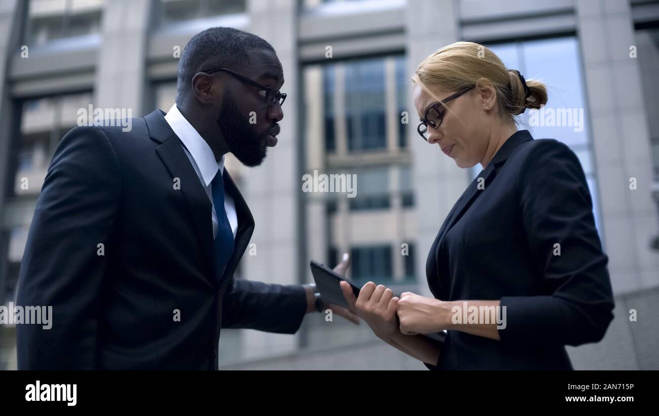 Employee result hi-res stock photography and images - Alamy