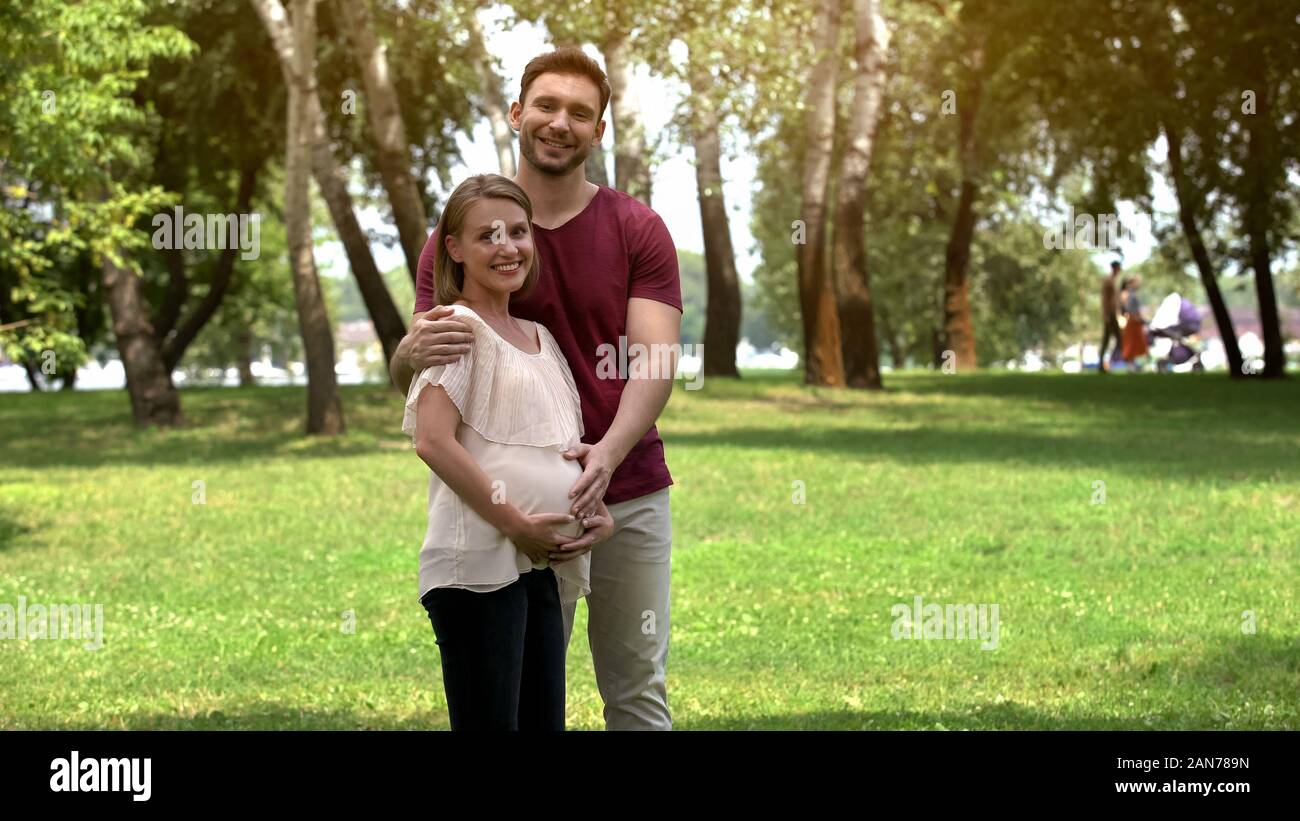 Social ivf smiling medical hi-res stock photography and images - Alamy