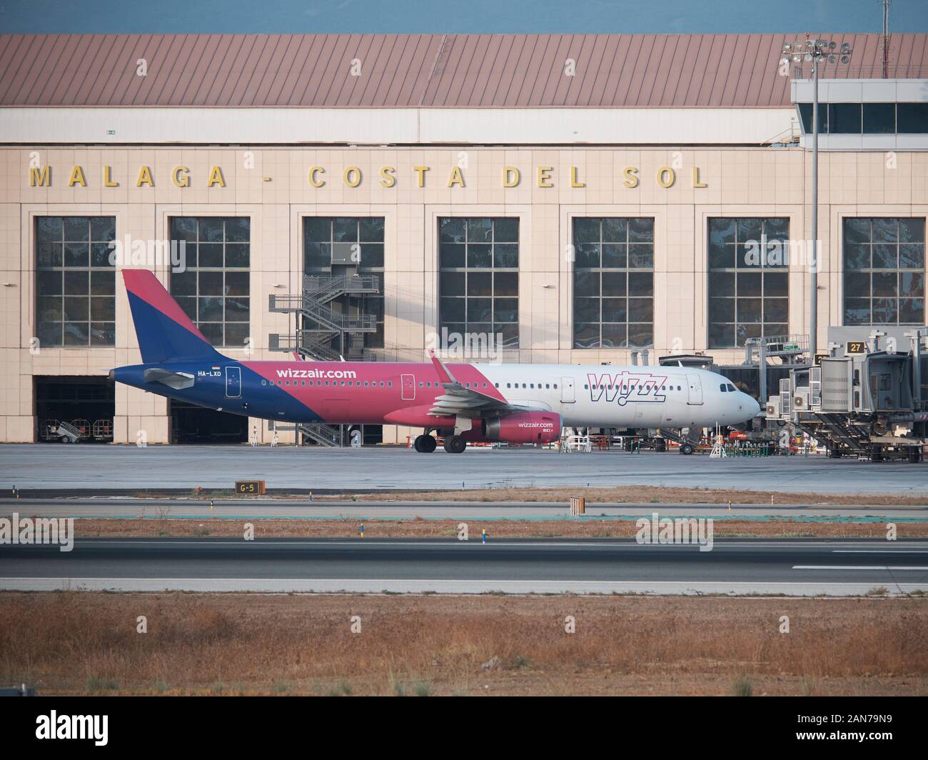 Wizzair Airbus A321 at Terminal 2 - Pablo Ruiz Picasso, Málaga, Andalusia,  Spain Stock Photo - Alamy
