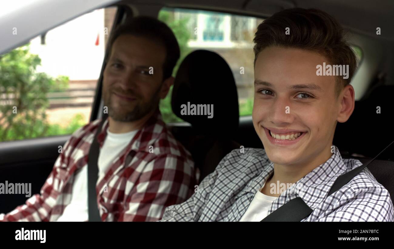 Teen driver with parent hi-res stock photography and images - Alamy