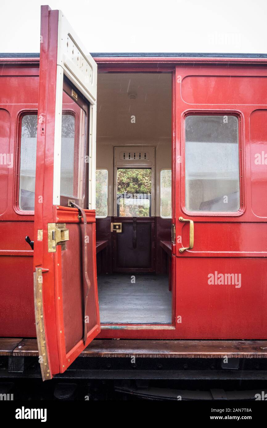 Waiting for me to open door hi-res stock photography and images - Alamy