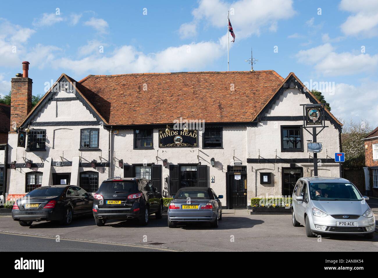 The Hinds Head Restaurant and Pub in Bray, Berkshire, UK. 31st March, 2017. One of Heston Blumenthal's three restaurants in Bray. Credit: Maureen McLe Stock Photo