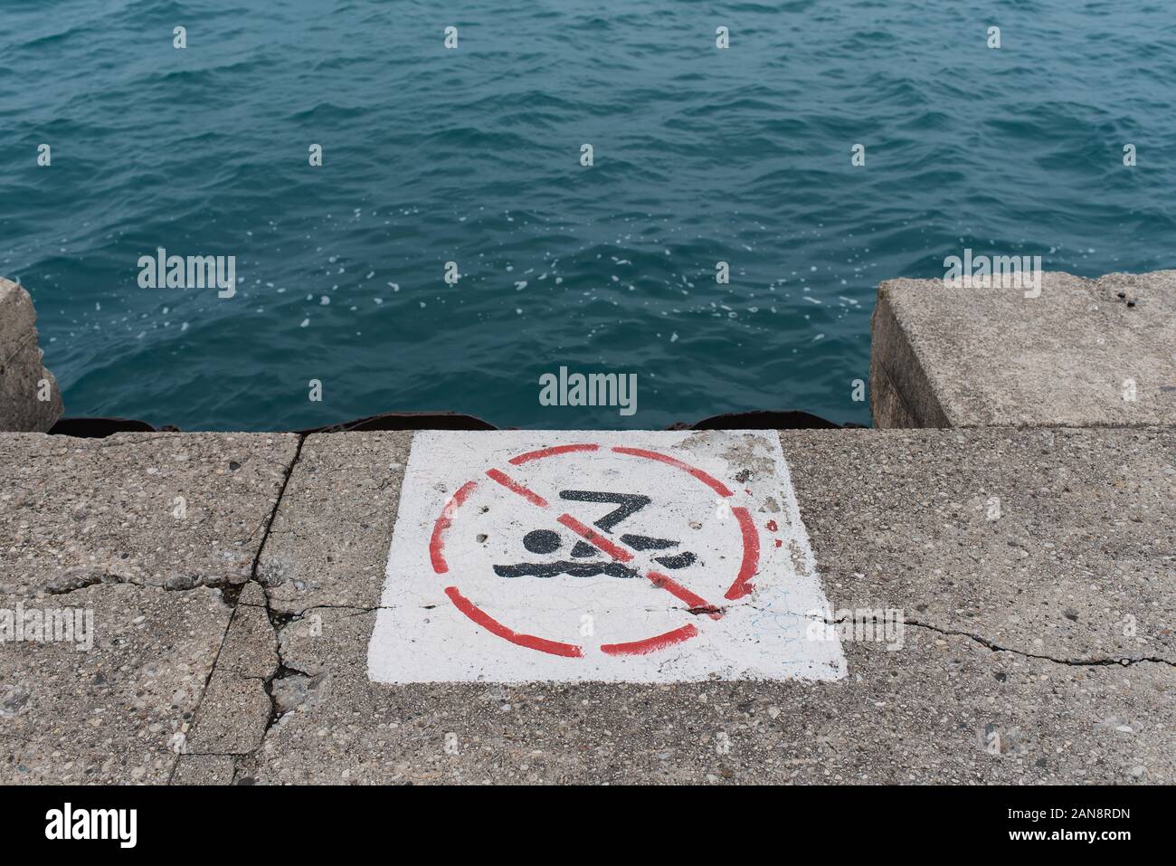 No swimming sign by the water in Chicago, IL, USA Stock Photo