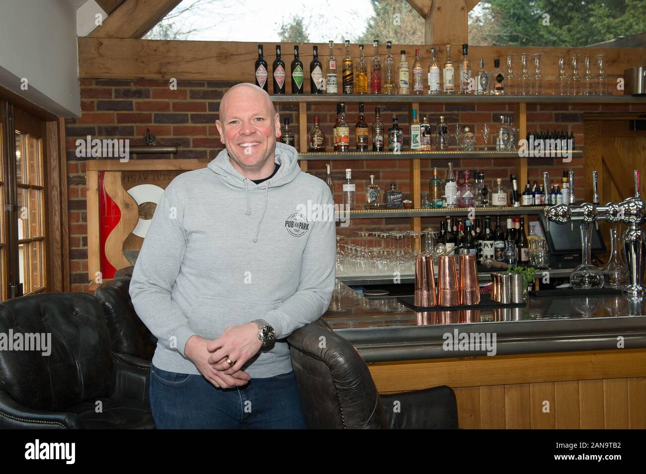 Hand And Flowers Pub High Resolution Stock Photography and Images Alamy