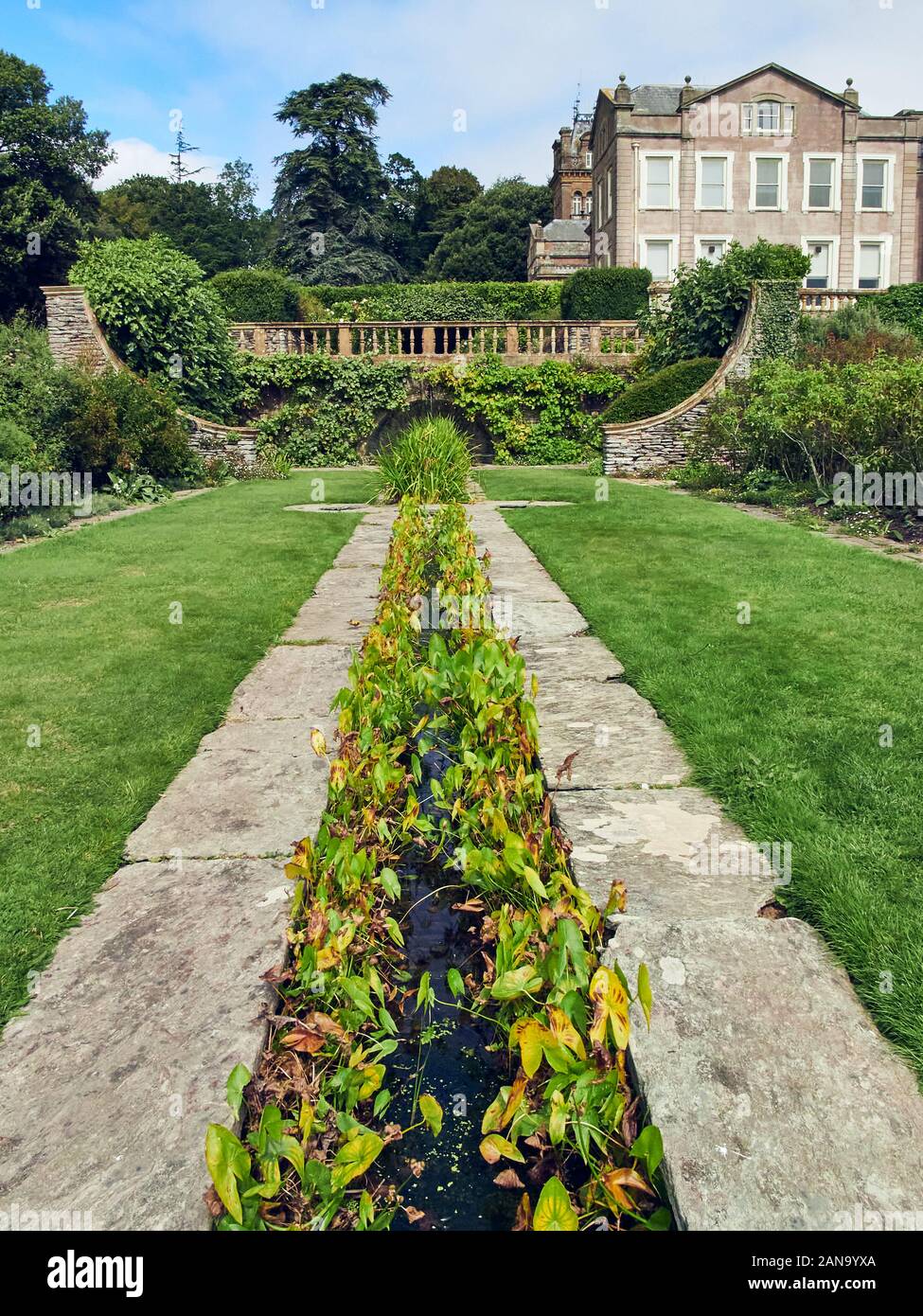 Gertrude jekyll garden design hi-res stock photography and images - Alamy