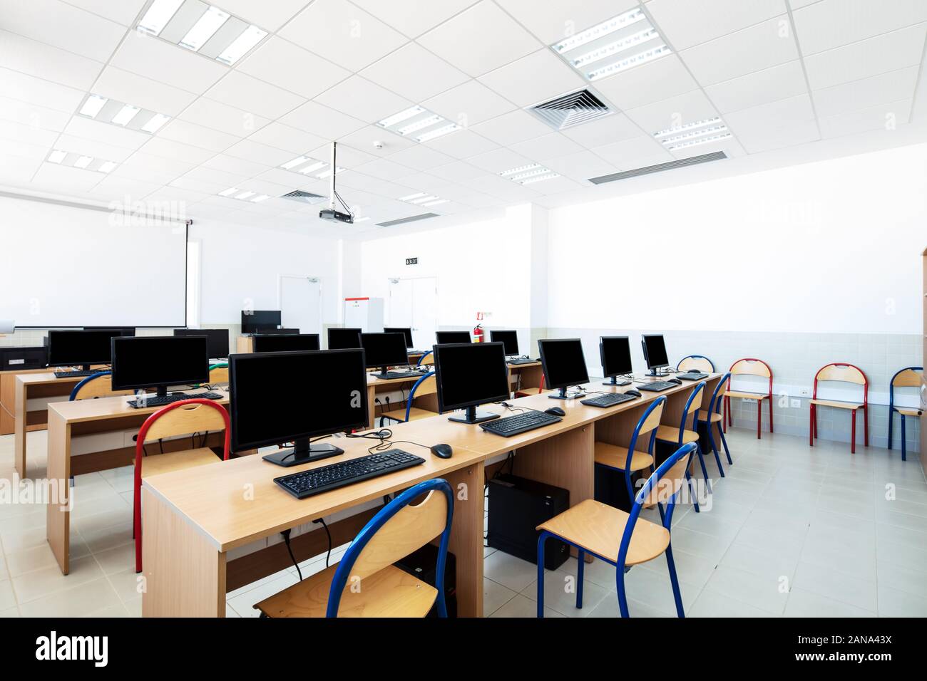 University classroom with computers Stock Photo - Alamy