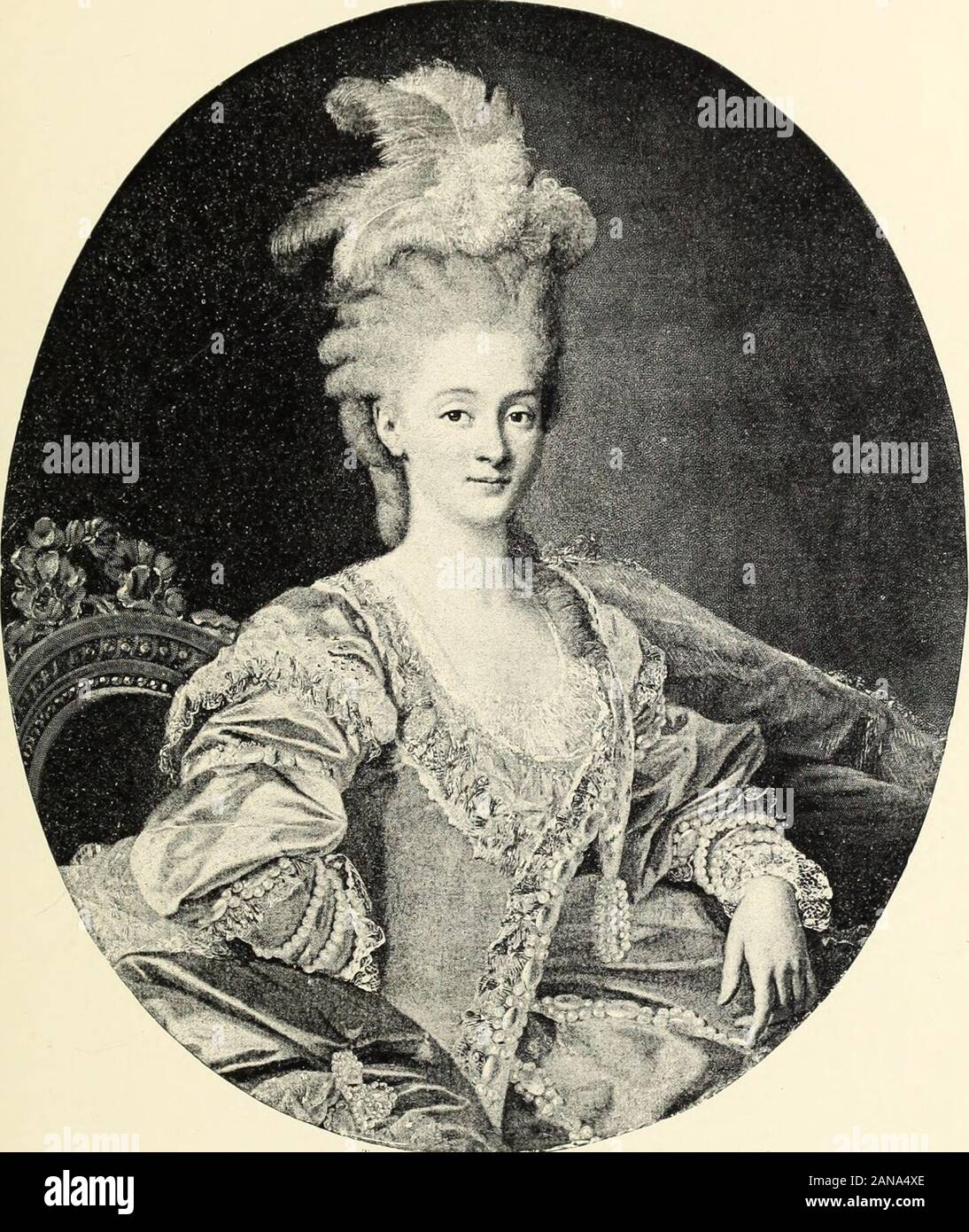 Coiffure à plumes hi-res stock photography and images - Alamy, image size:1094x1390