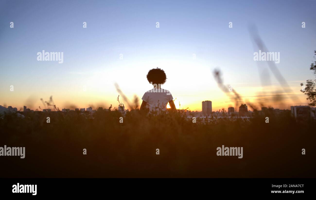 Afro hairstyle silhouette hi-res stock photography and images - Alamy