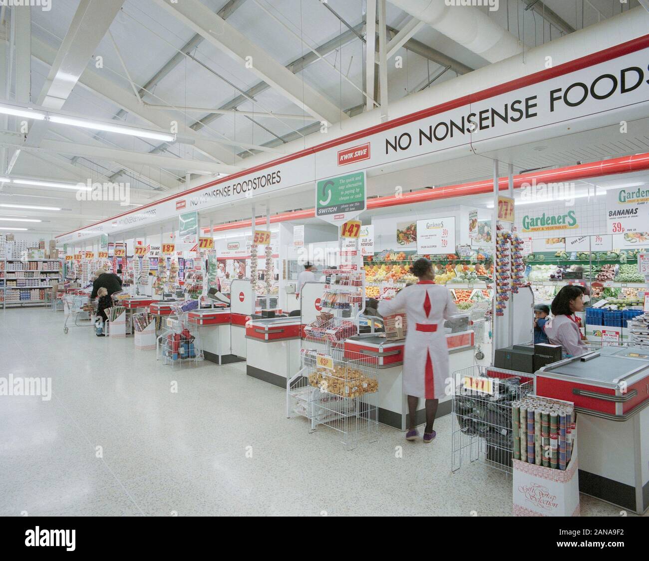 Kwik Save Supermarket, battersea, London in 1990, UK Stock Photo Alamy