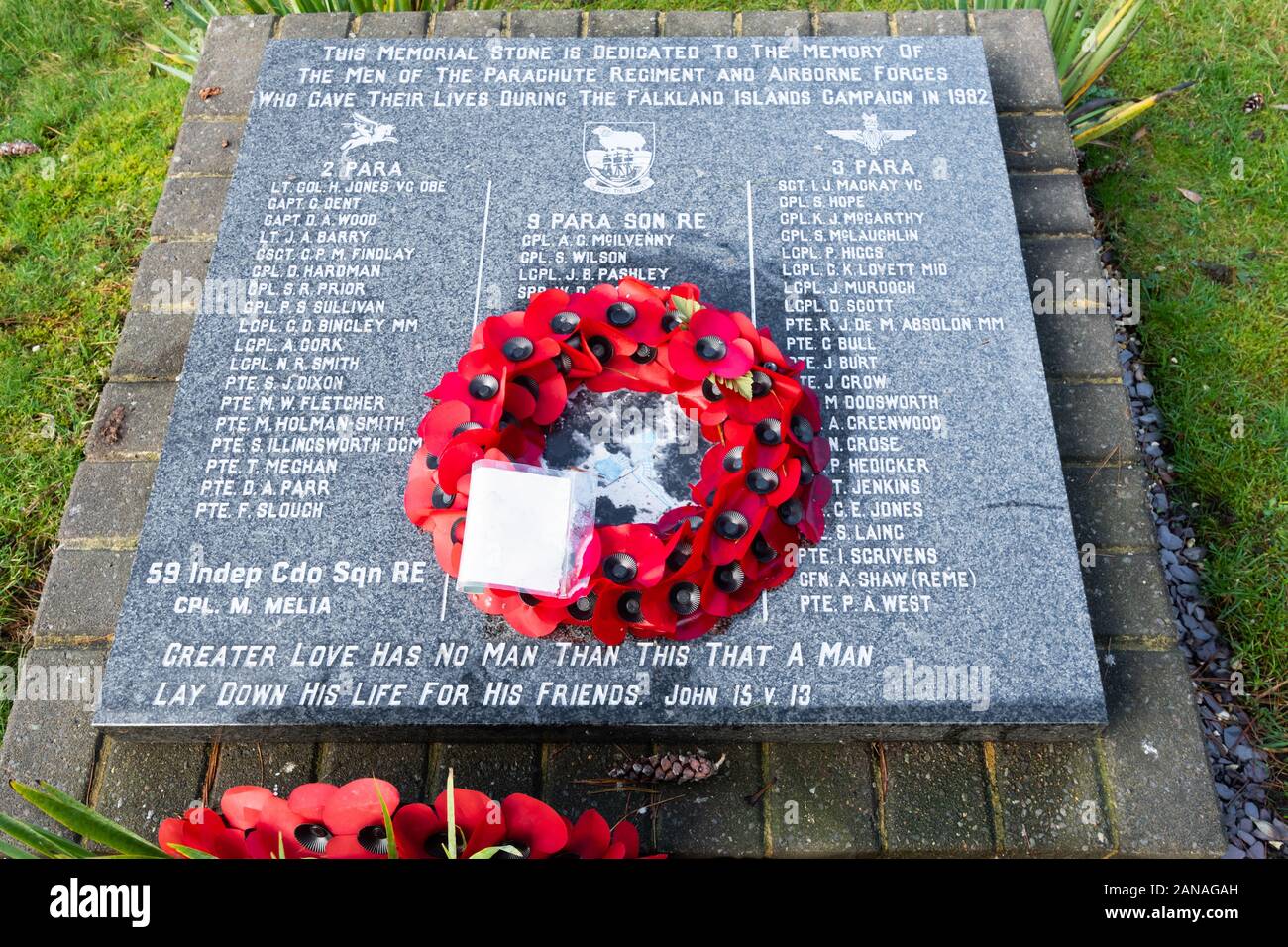 Memorial stone dedicated to the parachute regiment and airborne forces killed during the Falklands War, Aldershot Military Cemetery, Hampshire, UK Stock Photo