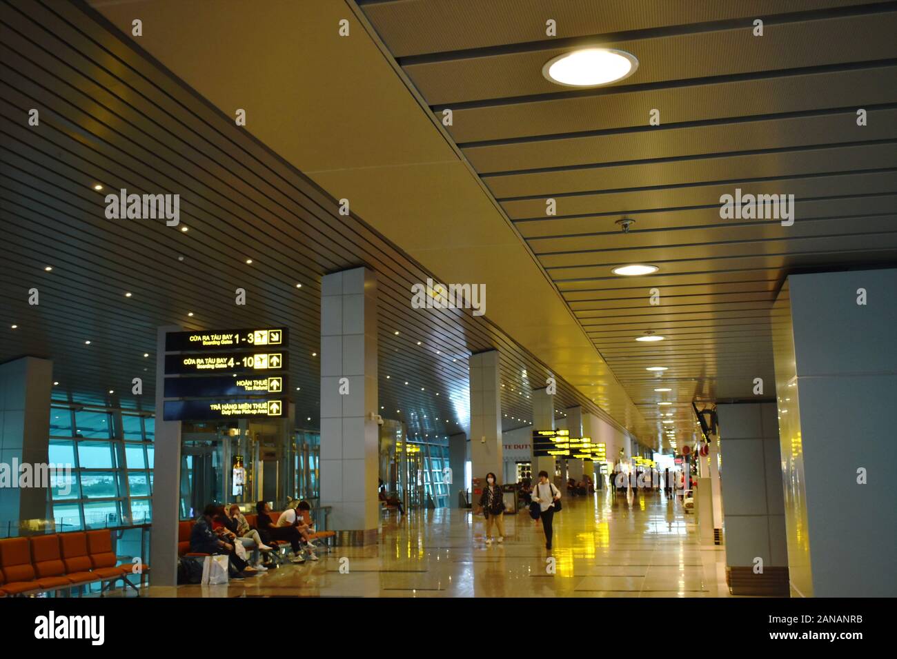 Danang Vietnam January 7 2020 Hallway And Duty Free Shop In