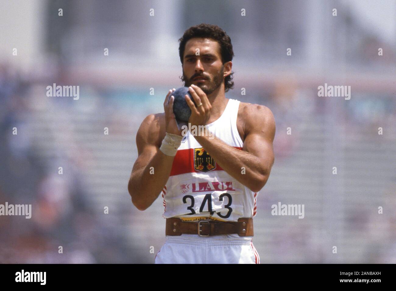 Jogos Olímpicos 84 : Jogos Olímpicos De Verão De Salto Alto Em 1984 Los  Angeles Serie Circa Imagem Editorial - Imagem de retro, postmark: 213082465