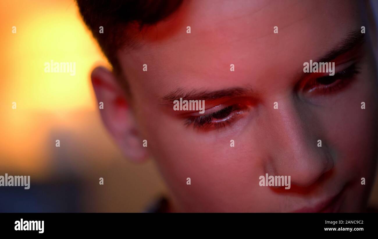Harmful eyes hires stock photography and images Alamy