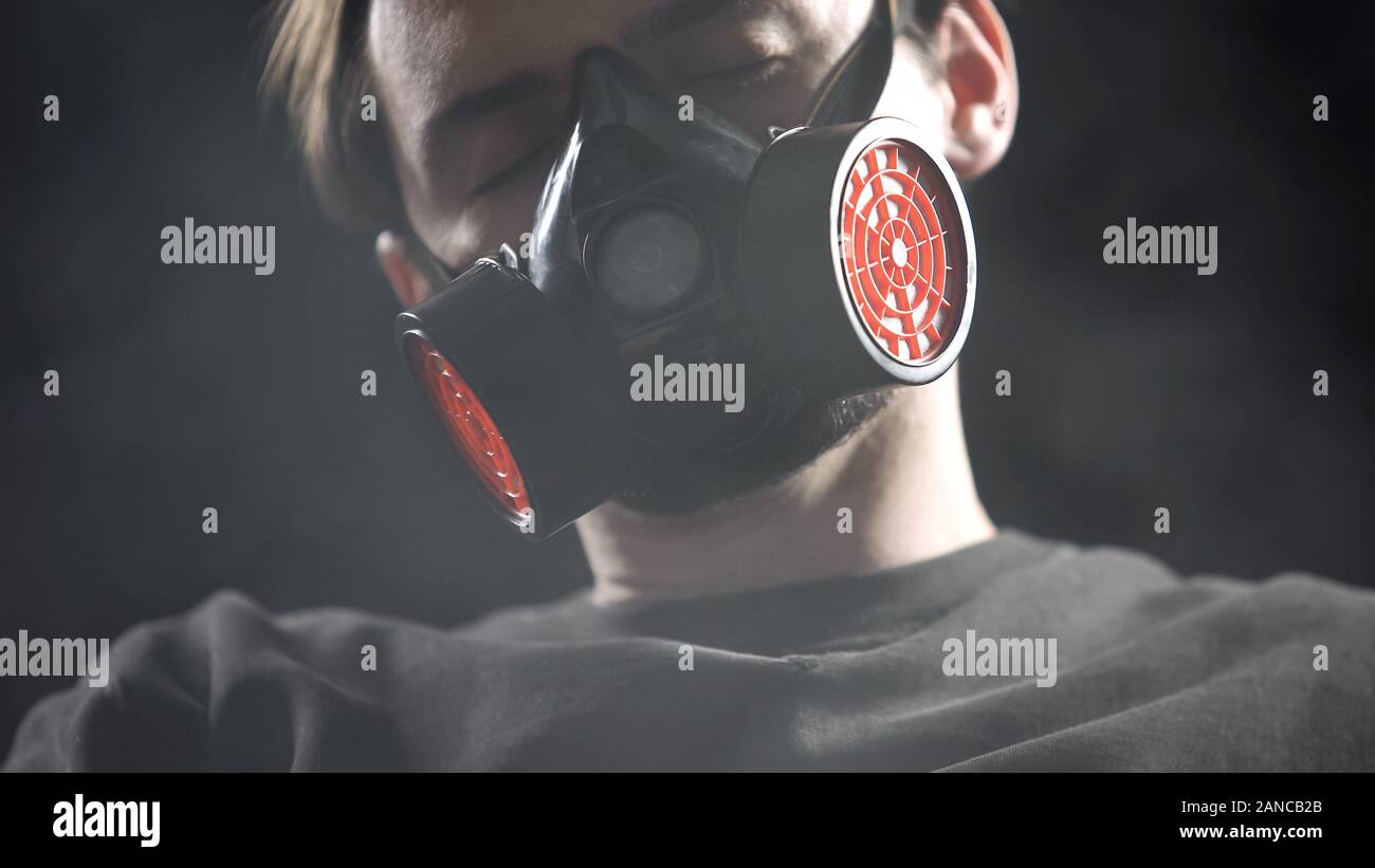 Suffocation hires stock photography and images Alamy