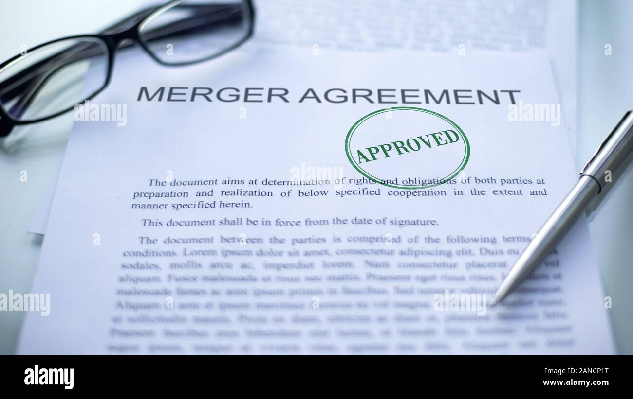 Mergering Merger and partnership hi-res stock photography and images - Alamy