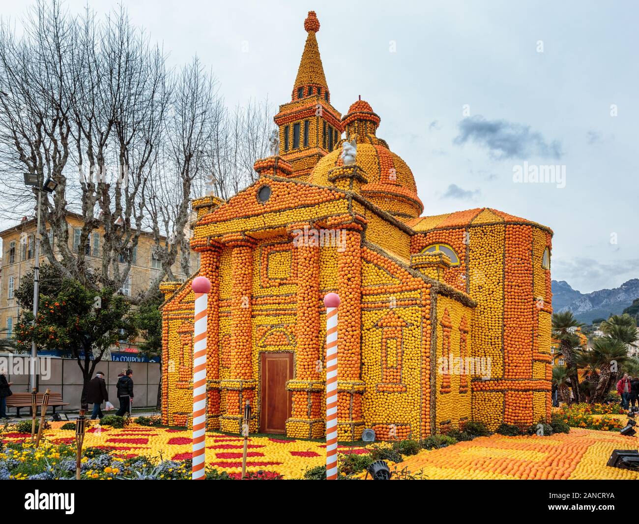 Exhibition of citrus patterns - Bioves Gardens. Menton Lemon Festival, Fête du Citron, Menton, Alpes-Maritimes, Côte d'Azur, France Stock Photo