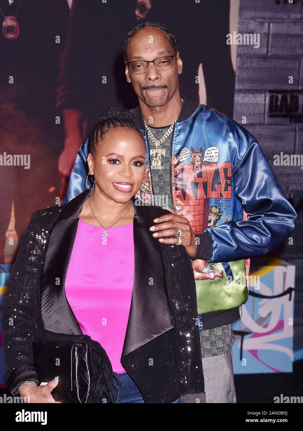 HOLLYWOOD, CA JANUARY 14 Snoop Dogg and Shante Broadus attend the(02)