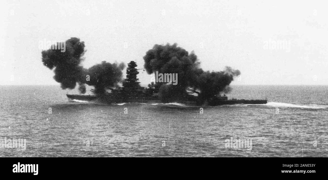IJN Battleship Nagato firing her main armament, 21 May 1936 Stock Photo