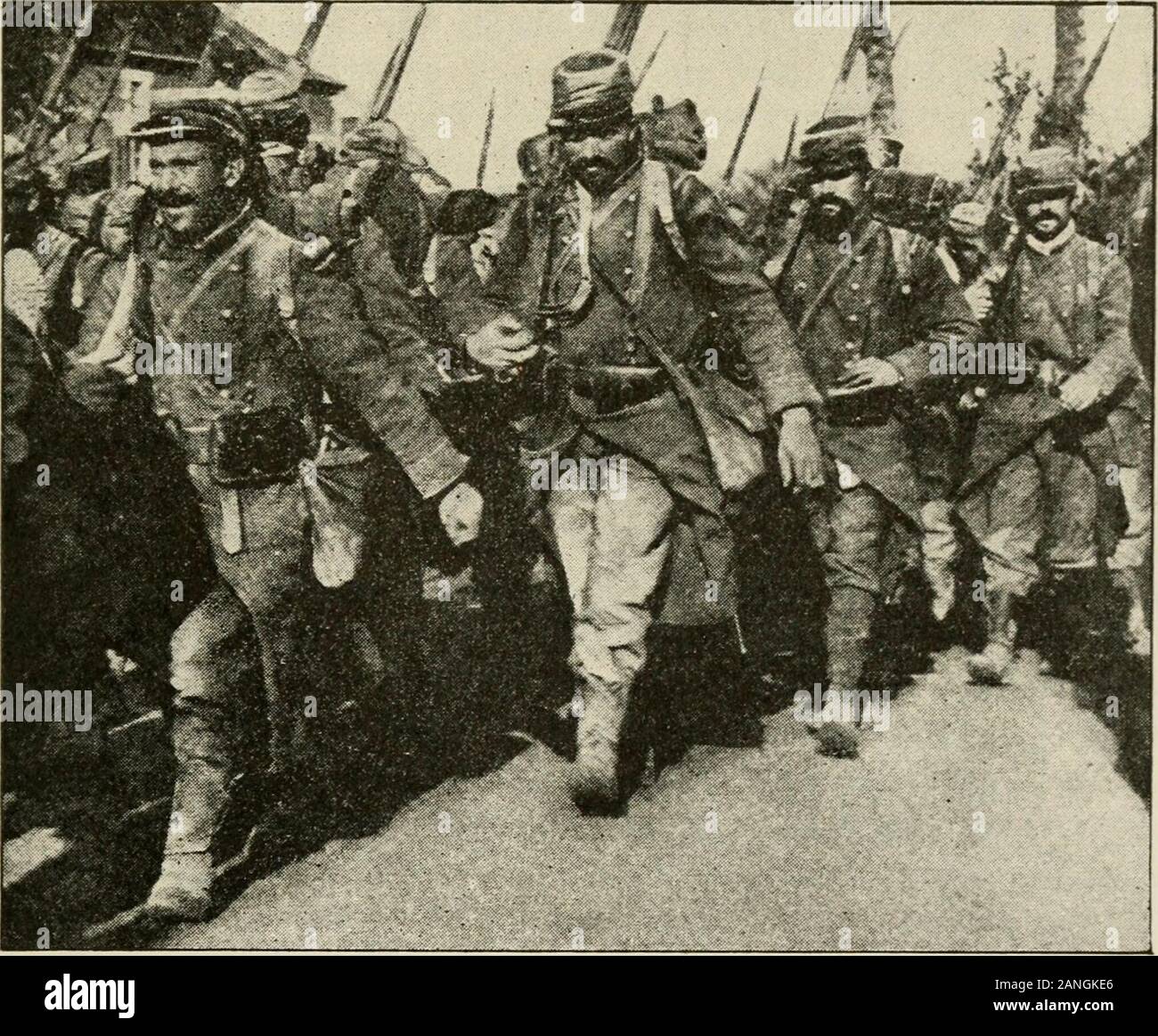 American troops capturing germans hi-res stock photography and images ...