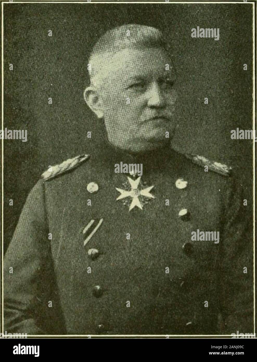Germany's fighting machine; her army, her navy, her air-ships, and why she arrayed them against the allied powers of Europe . General von Heeringen General von Eichhorn. MaSSTi •??-»1 i J^H^^J4J ^^^^ r I ^^HS^kPO ?T^^^^ HH ^^H^L-^^^l c General von Biilow General von Prittwitz THE WAR 13 inquiry into the matter, which was carried on very de-hberately by Austria, with no sensational charges oraccusations, revealed a great plot reaching to the verysteps of the Servian throne. Around that throne, as theworld well knows, were the men who had deliberatelymurdered their own previous king and queen an Stock Photo