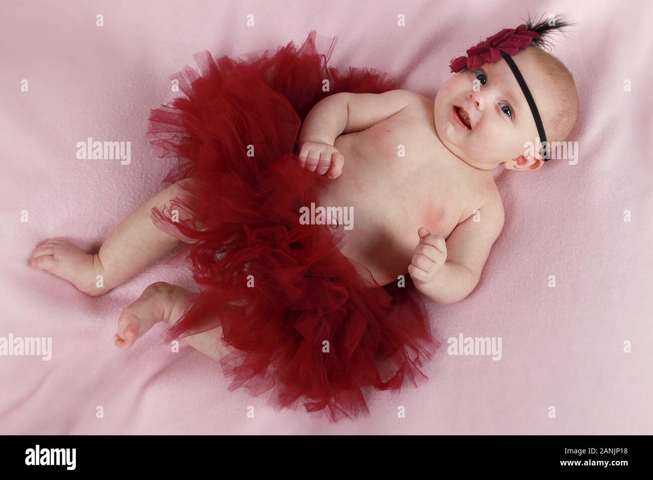 3-month-old-baby-girl-stock-photo-alamy