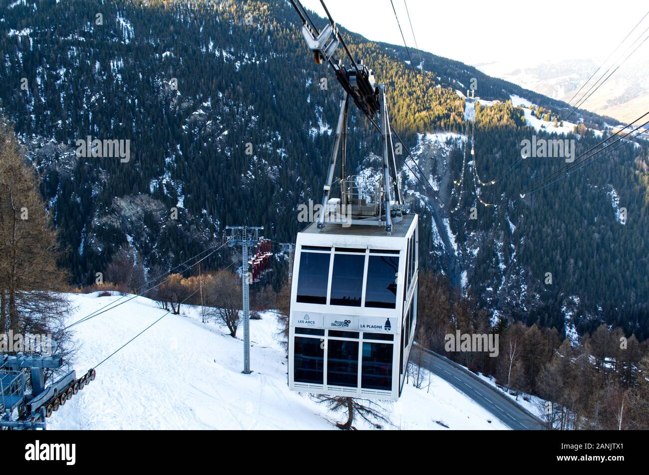 Cable car of the Vanoise Express crossing from La Plagne and about to arrive at the Les Arcs / Plan Peisey side. France Stock Photo