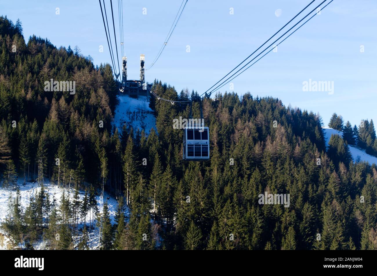 Cable car of the Vanoise Express travelling from La Plagne to Les Arcs (Peisey Vallandry) side at Les Arcs ski area, France. Stock Photo