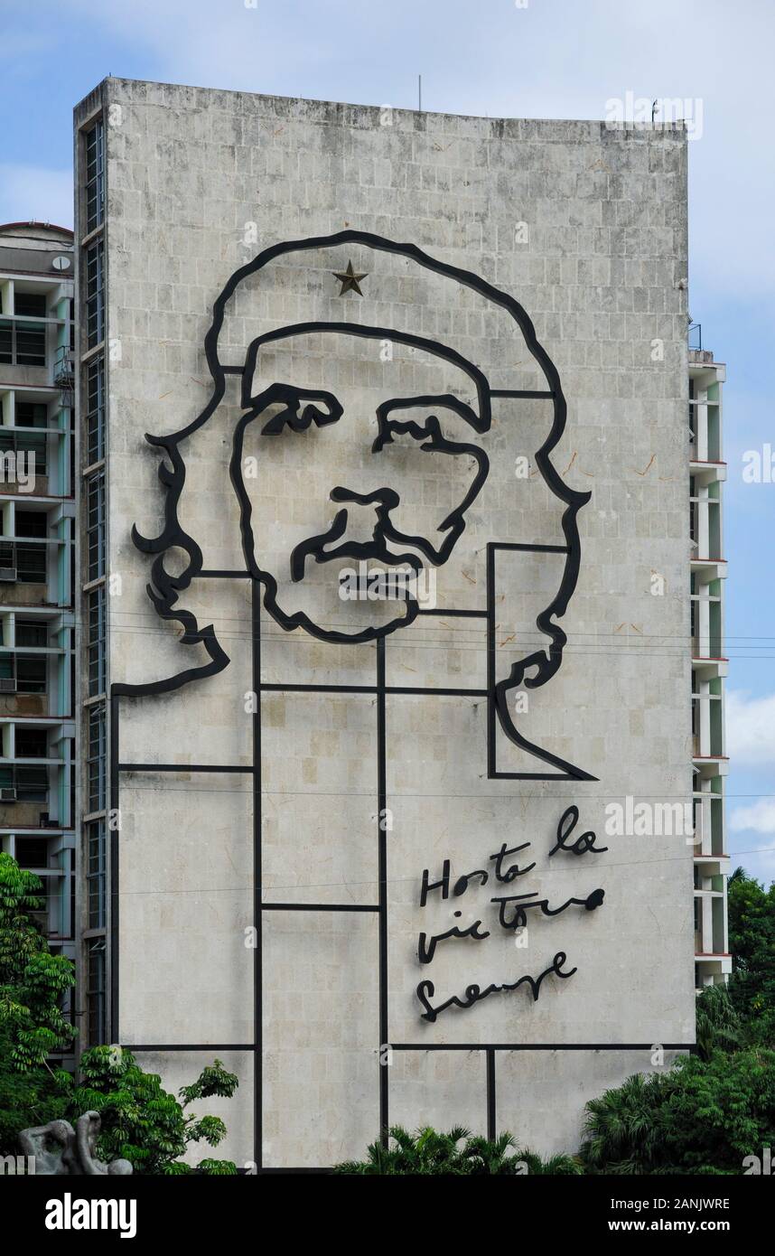Kuba, Havanna, Denkmal Che Guevara. Am kubanischen Innenministerium. Monument Che Guevara,Plaza de la Revolucion, La Habana, Cuba |Denkmal Che Guevara Stock Photo