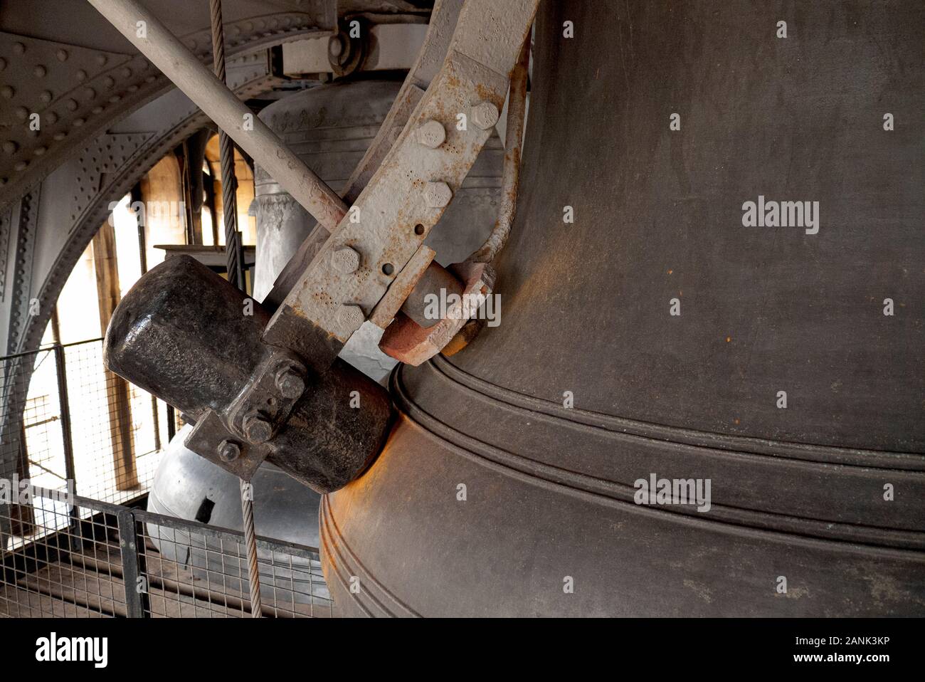 Big ben bell clapper hi-res stock photography and images - Alamy
