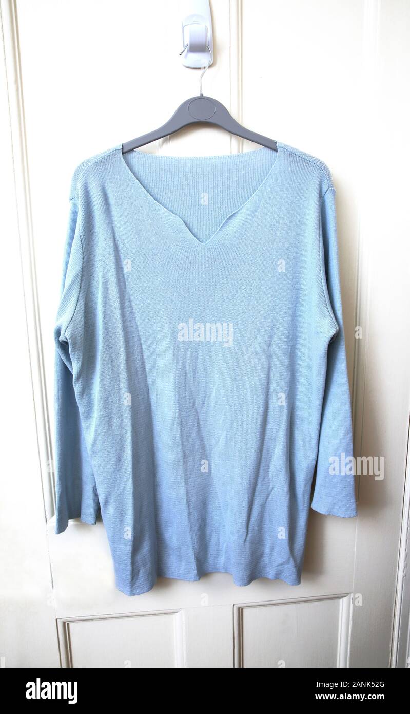 V-Neck Jumper - Denim Blue