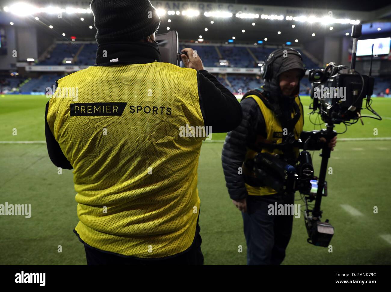 A view premier sports camera operators hi-res stock photography and images 