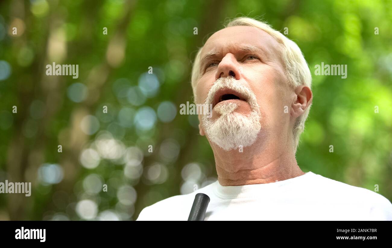 Age related cataract hires stock photography and images Alamy