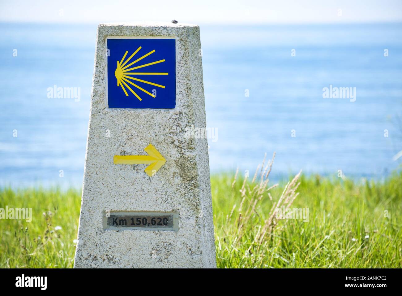 Shell Sign Hi Res Stock Photography And Images Alamy